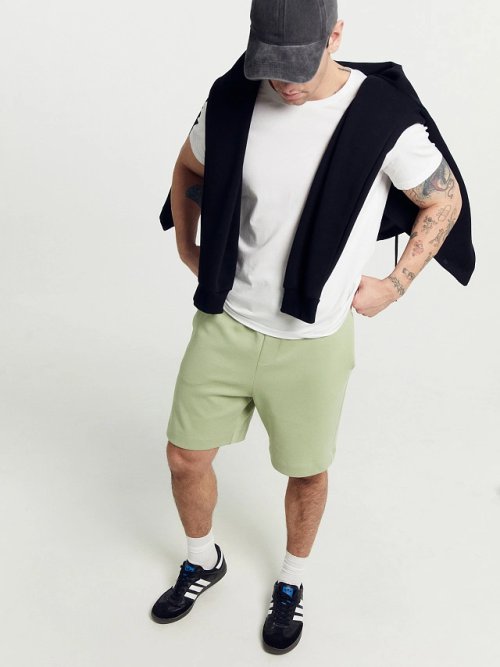 Шорты мужские в зеленом цвете, фото 2 из 7