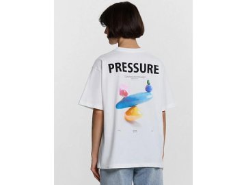 Футболка женская белая с принтом "Pressure"
