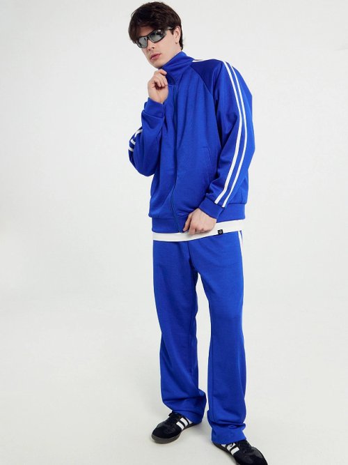 Брюки мужские синие со светло-молочными лампасами, фото 1 из 7