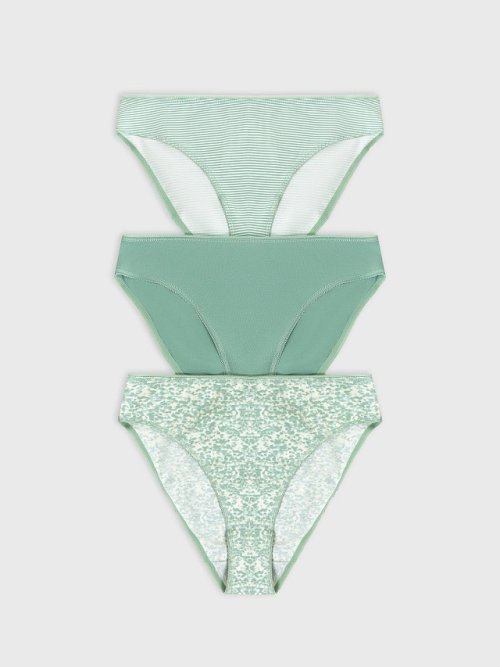 Трусы женские классические мультипак (3 шт.) в бежевом и зеленом цвете, фото 7 из 27