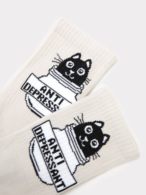 Носки женские серые рисунком в виде котика и надписи "Антидепресант", фото 4 из 4