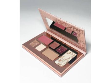 Палетка для макияжа лица и глаз TRISS Look At Me