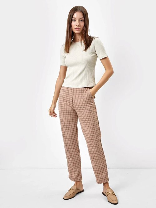 Брюки женские бежевые с принтом персиковая лапка, фото 1 из 4