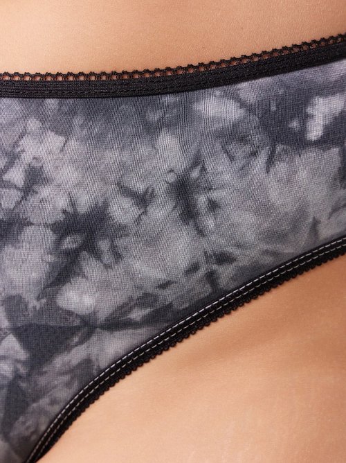 Трусы женские классические черные в технике тай-дай, фото 6 из 24