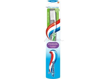Щетка зубная AQUAFRESH Standard для ежедневной чистки, средняя