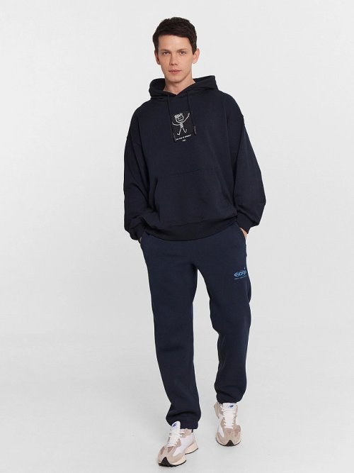 Худи мужское черное с принтом и надписью "- Can you be normal? - No)", фото 3 из 14