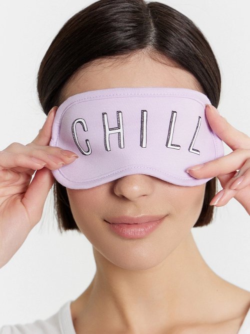 Повязка на голову для сна лавандовая с надписью "Chill", фото 2 из 24