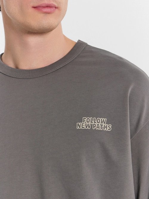 Лонгслив мужской в цвете хаки с печатью, фото 4 из 6