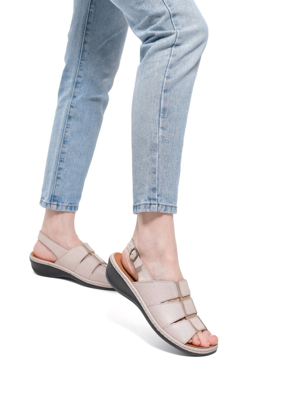 Сандалеты BELWEST, фото 2 из 144