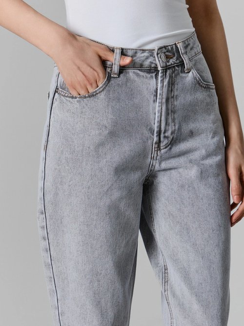 Джинсы женские серые mom fit с высокой посадкой, фото 4 из 8