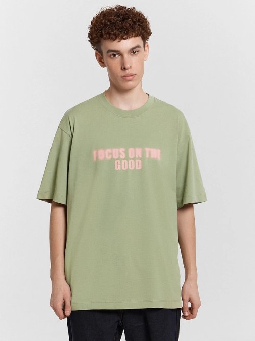Футболка мужская хаки "focus on the good", фото 1 из 10