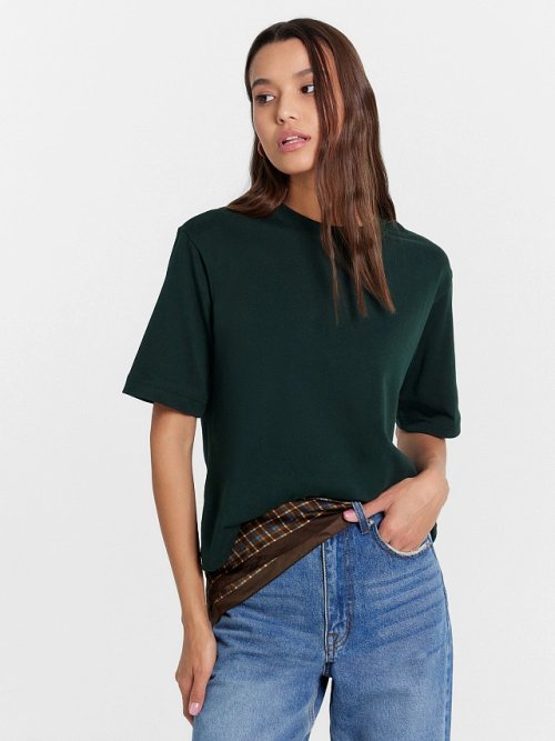 Футболка женская в темно-зеленом оттенке, фото 5 из 5