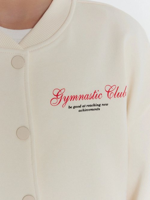 Бомбер для девочек кремовый с надписью "gymnastic club", фото 5 из 24