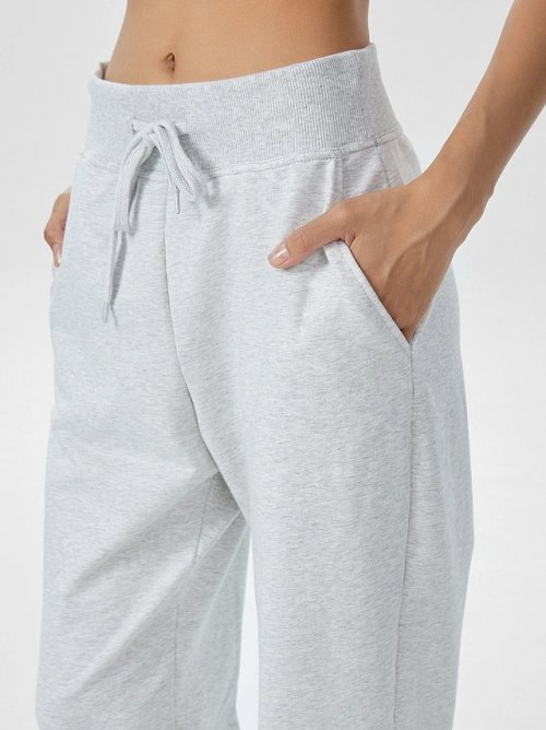 Брюки женские спортивные в сером оттенке, фото 4 из 10