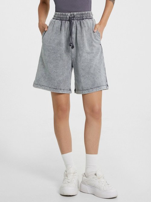 Шорты женские серые с обработкой эйсид, фото 2 из 5