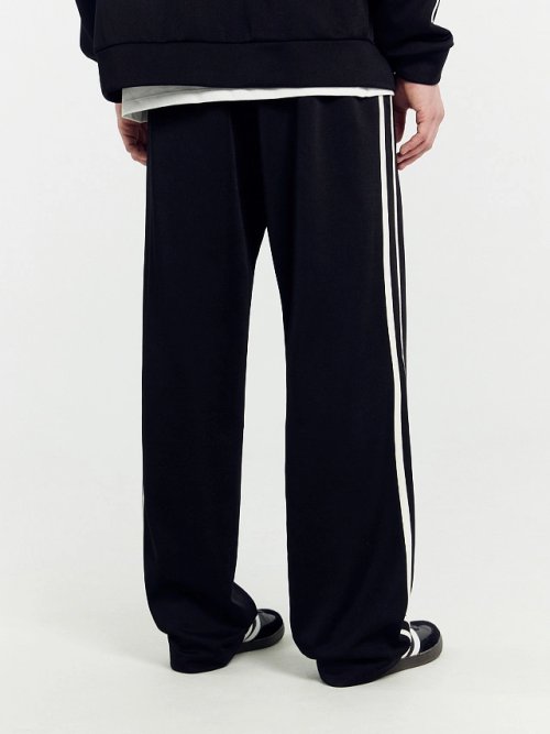 Брюки мужские черные со светло-молочными лампасами, фото 6 из 8