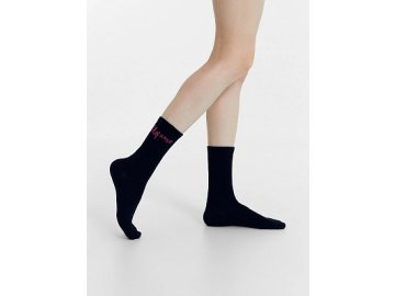 Носки женские черные с рисунком в виде надписи "Царица"