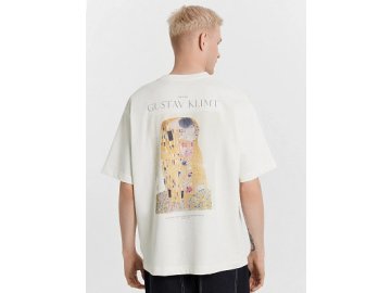 Футболка мужская кремовая с принтом и надписью "Art u wear "