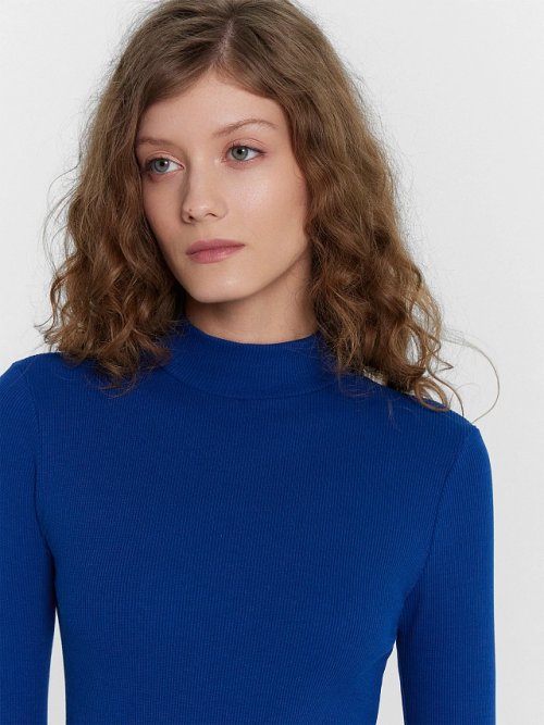 Платье женское в темно-синем оттенке, фото 4 из 5