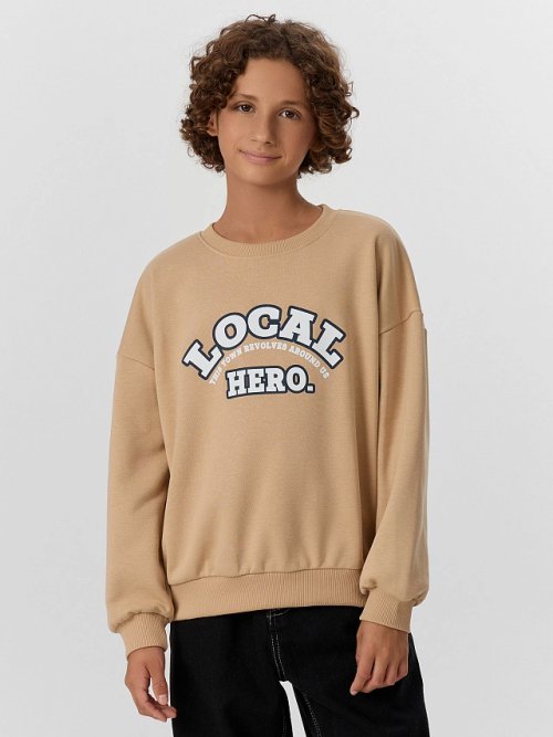 Свитшот для мальчиков бежевый с надписью Local Hero, фото 2 из 7