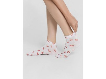 Носки женские белые с узором "вишенки" Марк Формель