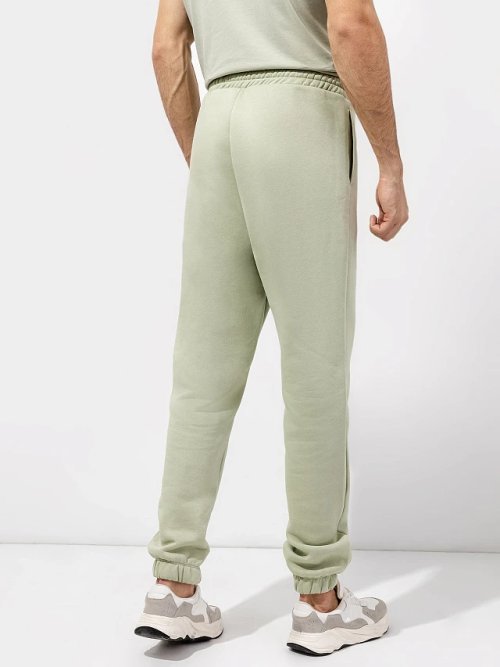 Утепленные мужские джоггеры в оттенке "пыльный зеленый", фото 4 из 5