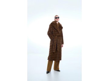 Пальто женское из искусственного меха