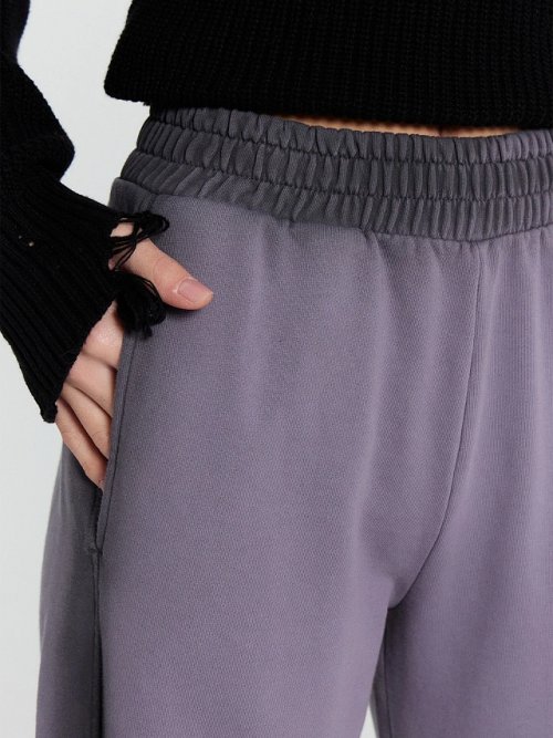 Брюки джоггеры женские серые с обработкой эйсид, фото 4 из 5