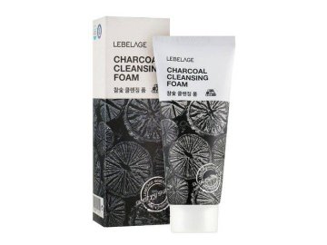 Пенка для умывания лица LEBELAGE Charcoal Cleansing Foam с порошком угля, 100 мл