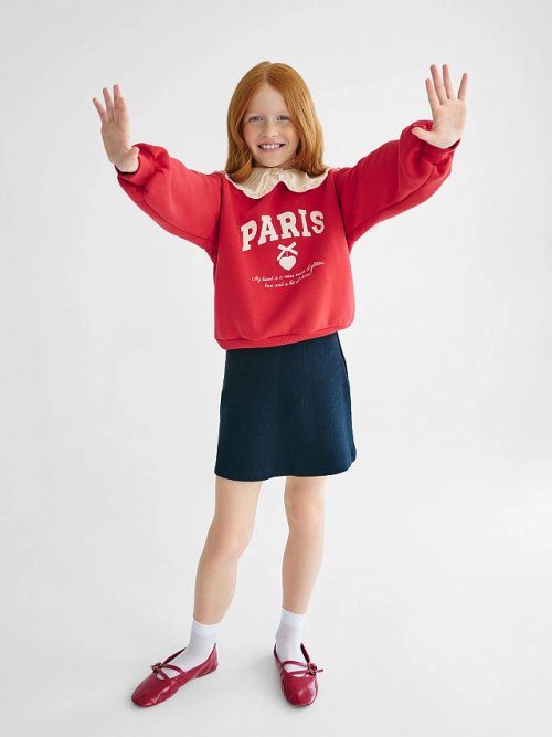 Джемпер для девочек красный с принтом и надписью "Paris", фото 10 из 10