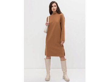 Платье из селаника с длинным рукавом в коричневом цвете
