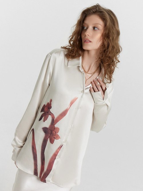 Блузка женская кремовая с принтом, фото 1 из 6