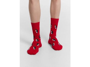 Носки мужские красные с узором в виде пингвинов