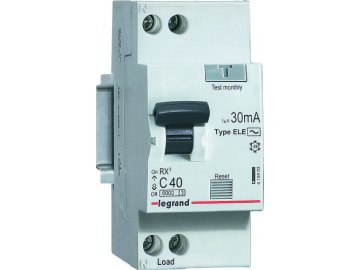 Дифференциальный автомат Legrand АВДТ 30мA RX3 1P+N 40А AC 419403