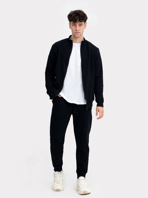 Комплект мужской (джемпер, брюки) в черном цвете, фото 2 из 10