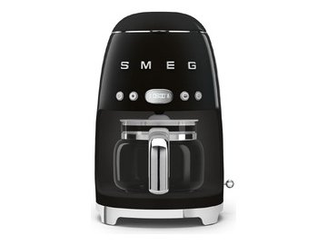 Капельная кофеварка Smeg DCF02BLMEU