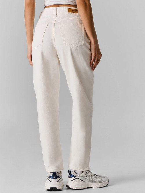 Джинсы женские белые mom fit с высокой посадкой, фото 3 из 5