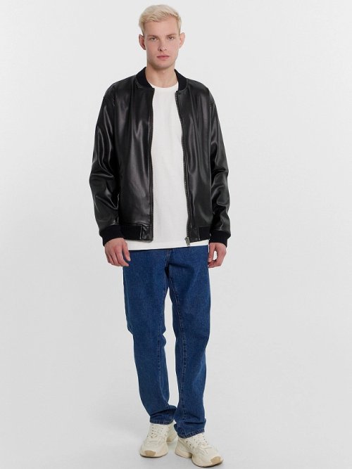 Бомбер мужской в черном цвете из экокожи, фото 3 из 5