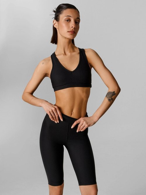 Комплект спортивный женский черный облегающий, фото 3 из 4