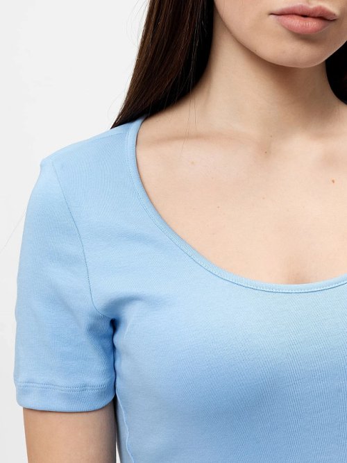 Футболка женская regular fit в голубом цвете, фото 3 из 4