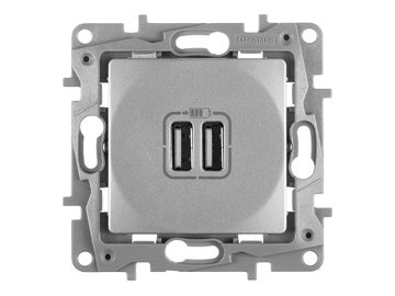 Розетка Legrand Etika 672494