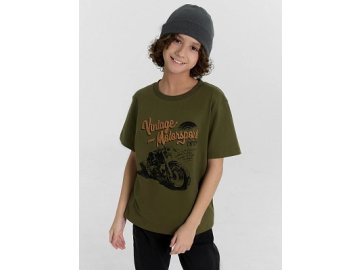 Футболка для мальчиков зеленая с принтом и надписью "Vintage motosport"