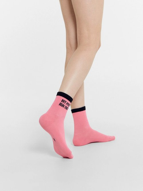 Носки женские розовые с надписью "EAT PASTA, RUN FASTA", фото 2 из 4