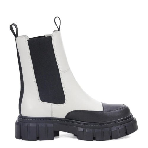 Полусапожки женские, фото 1 из 78