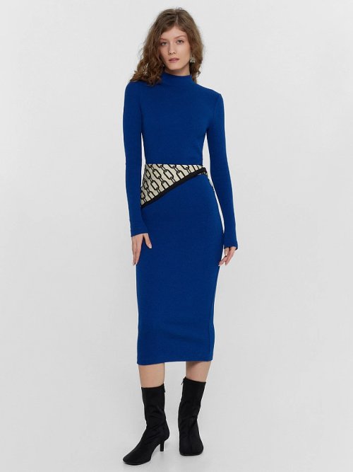 Платье женское в темно-синем оттенке, фото 1 из 5