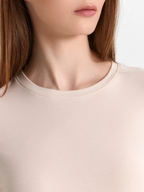 Футболка женская бежевая, фото 3 из 8