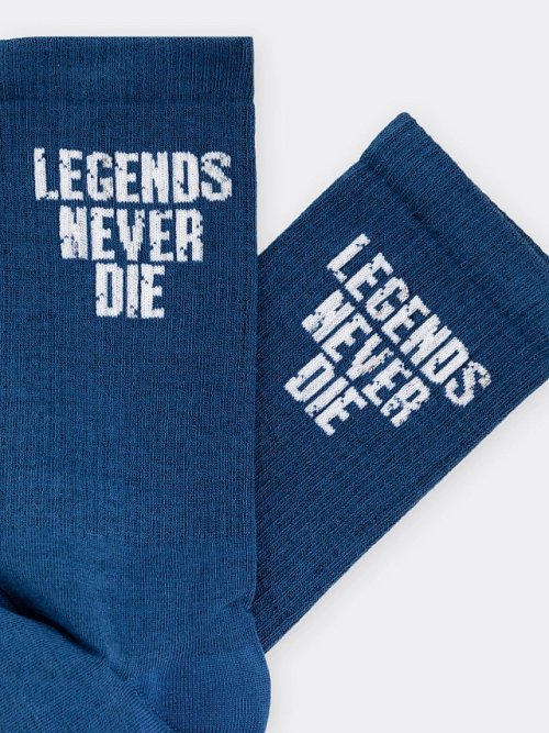 Носки мужские синие с рисунком в виде надписи "LEGEND NEVER DIE", фото 4 из 16