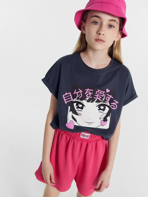 Футболка для девочек серая с принтом аниме, фото 1 из 6