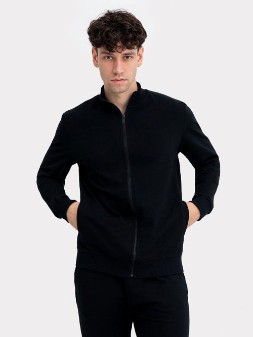 Комплект мужской (джемпер, брюки) в черном цвете, фото 4 из 10