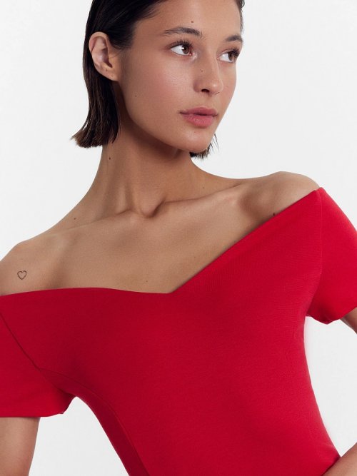 Платье женское в красно-алом цвете, фото 5 из 5